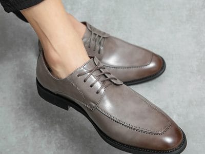 Wedding Dress Shoes Men High quality patent leather Men Shoes Office Business 2024 Spring New Designer Men Formal Shoes pointed