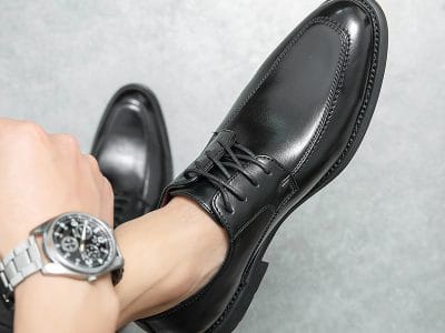 Wedding Dress Shoes Men High quality patent leather Men Shoes Office Business 2024 Spring New Designer Men Formal Shoes pointed