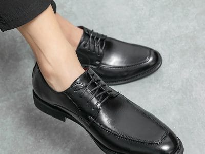 Wedding Dress Shoes Men High quality patent leather Men Shoes Office Business 2024 Spring New Designer Men Formal Shoes pointed